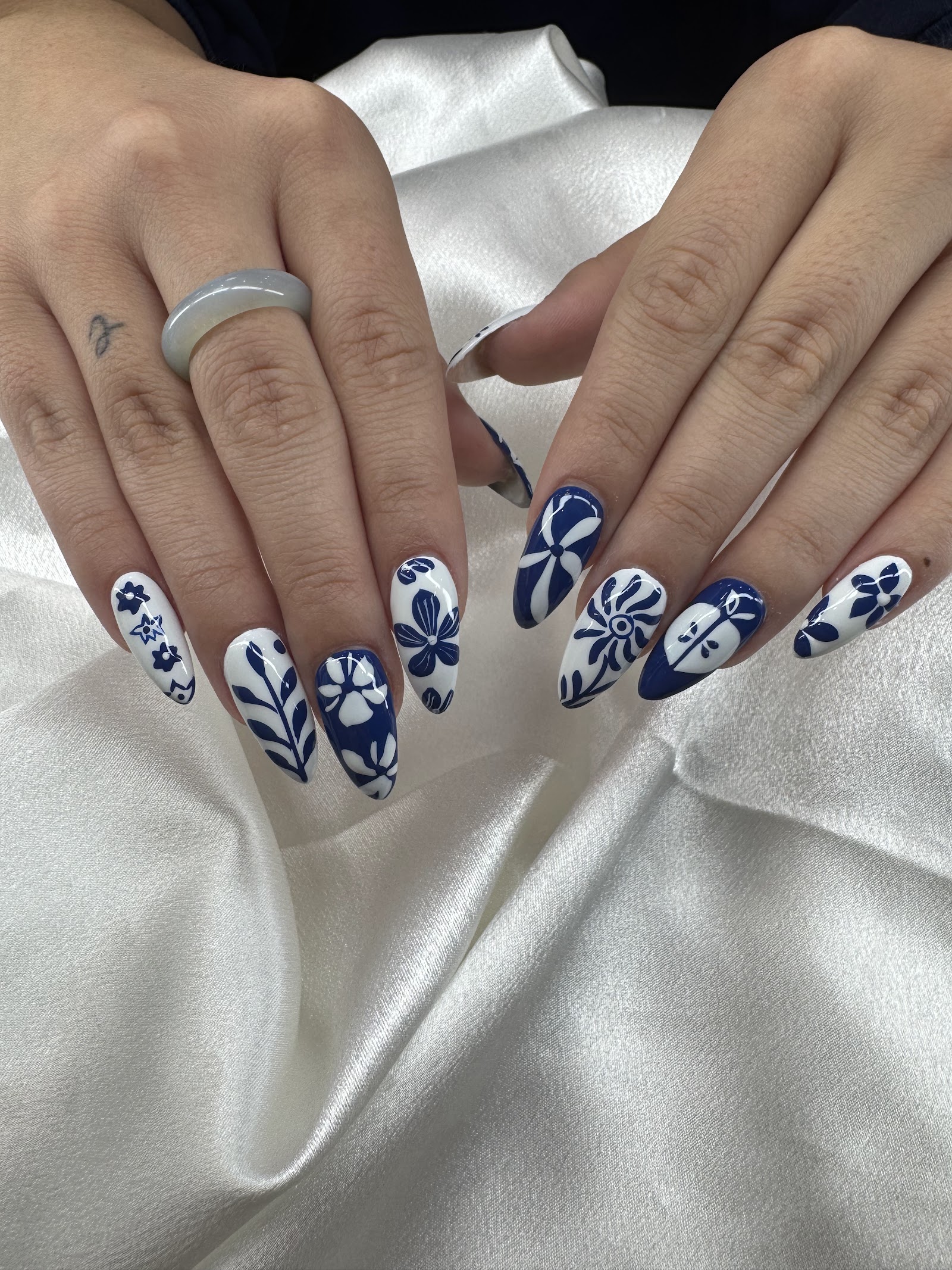 Touch Nails studio nail photo 7